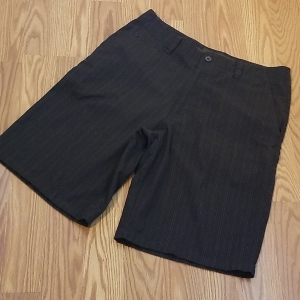 O'Neil shorts size 31 pinstripe